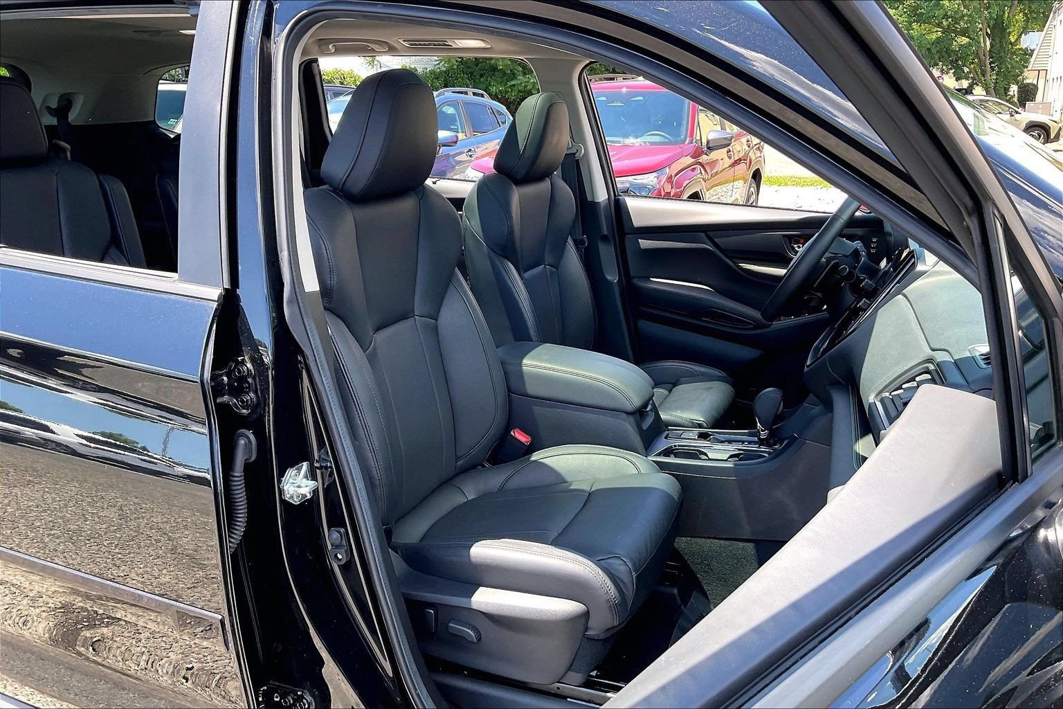 Certified 2025 Subaru Ascent Bronze Edition AWD/4WD image 7