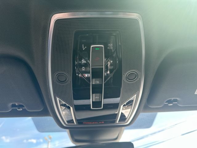 Used 2023 Audi S8 w/ S8 Executive Package AWD/4WD image 39