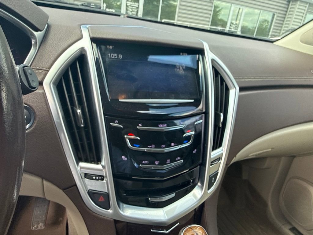 Used 2015 Cadillac SRX Luxury w/ Driver Awareness Package AWD/4WD image 14