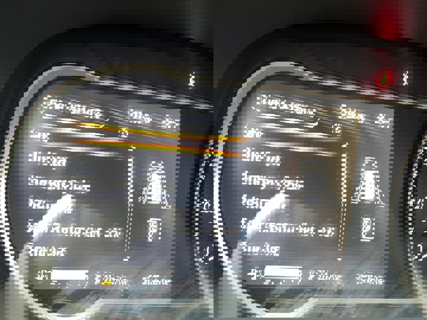 Used 2025 Nissan Versa SV w/ Trunk Package image 8