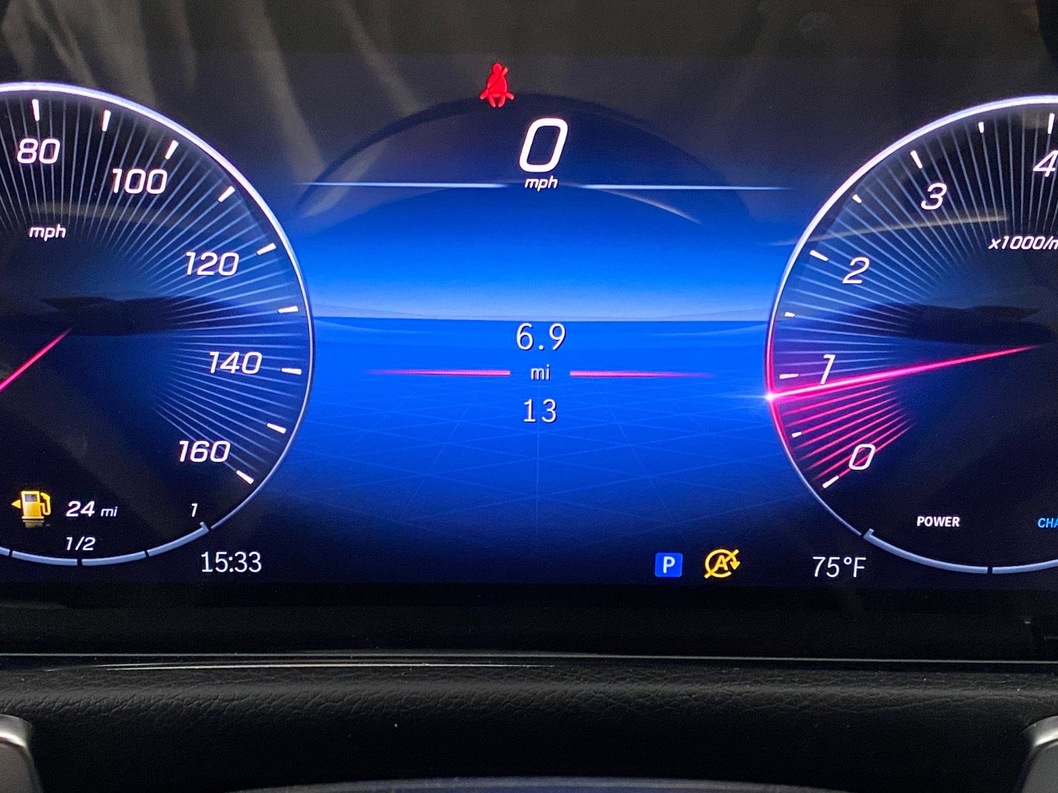 New 2025 Mercedes-Benz GLB 250 4MATIC image 19