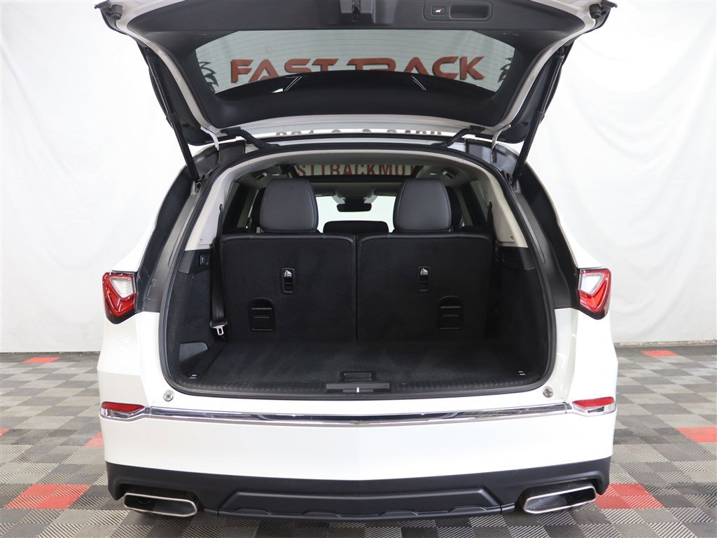 Used 2023 Acura MDX SH-AWD image 5