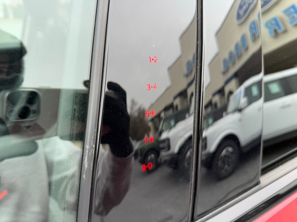 Used 2024 Lincoln Corsair AWD w/ Equipment Group 101A image 11