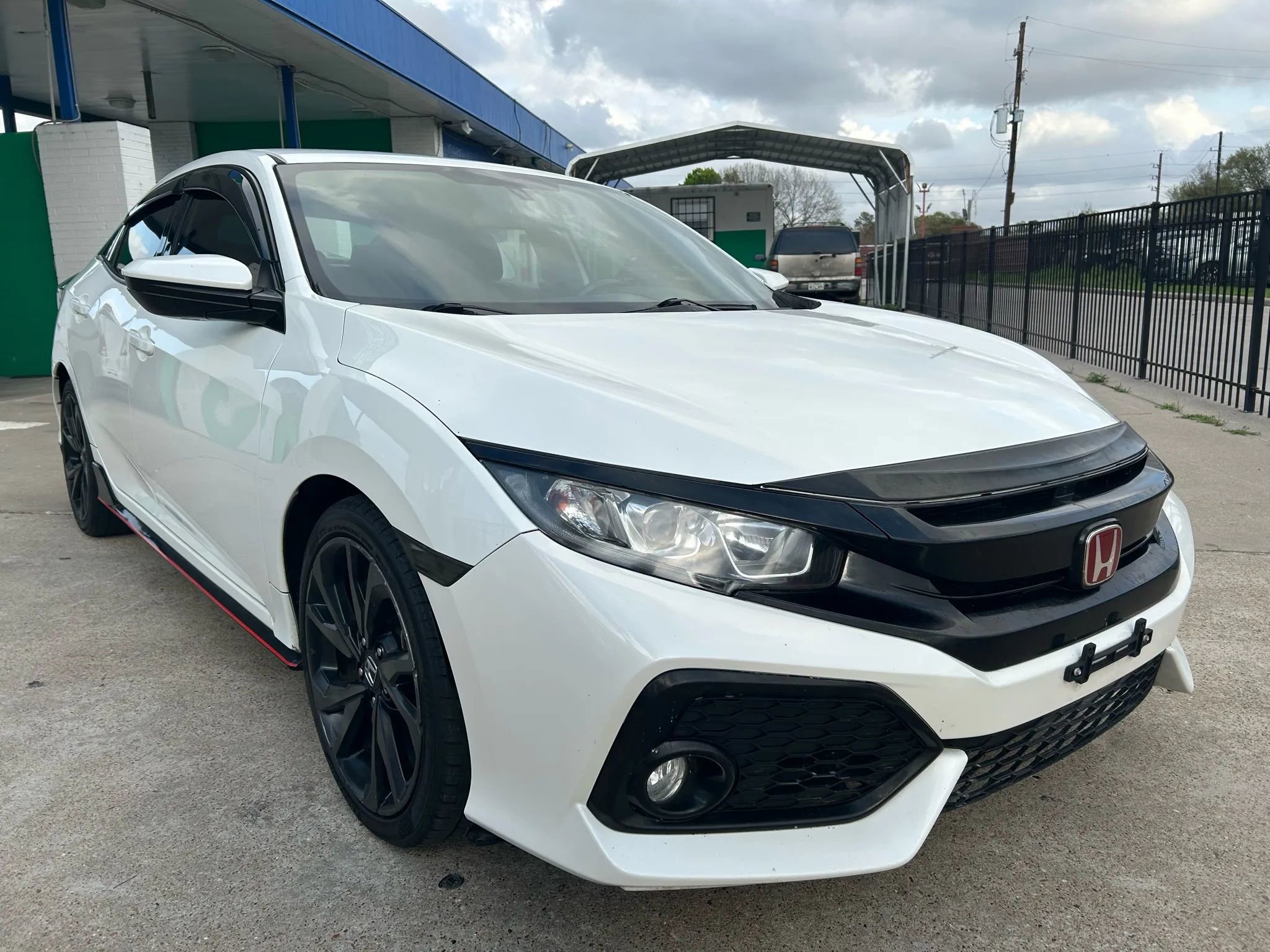 Used 2017 Honda Civic Sport image 8