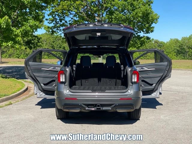Used 2025 Ford Explorer ST-Line w/ ST-Line Street Pack AWD/4WD image 45