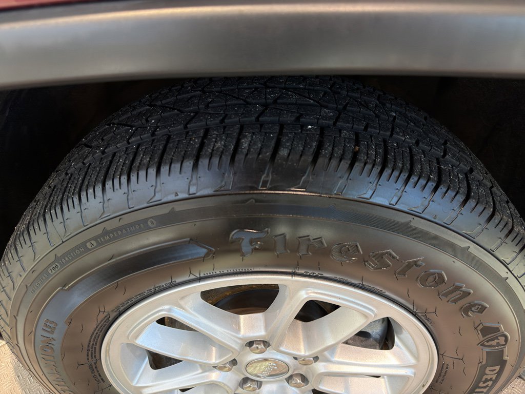 Used 2020 Jeep Grand Cherokee Laredo image 10