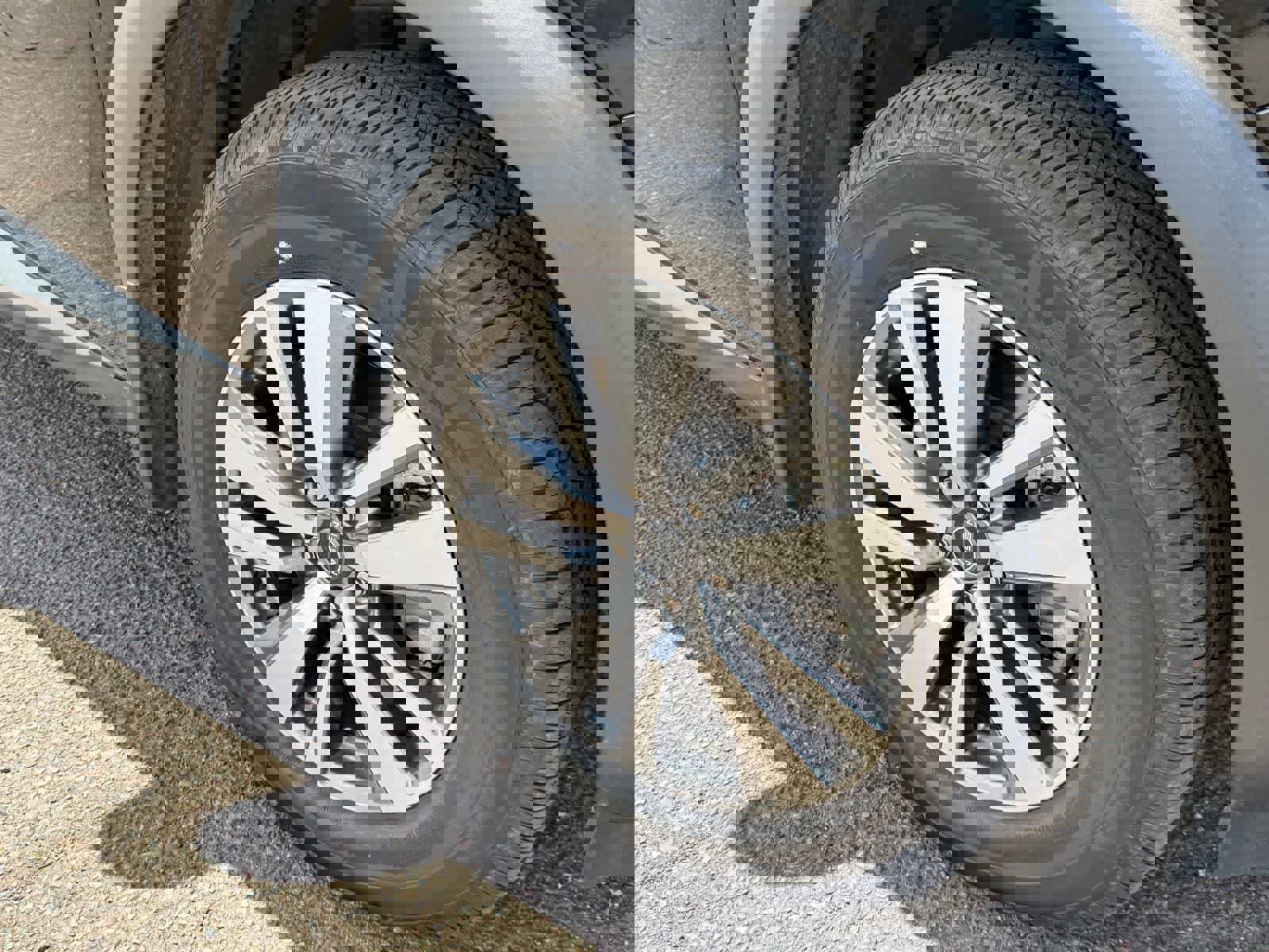 Used 2022 Nissan Pathfinder SL FWD image 7