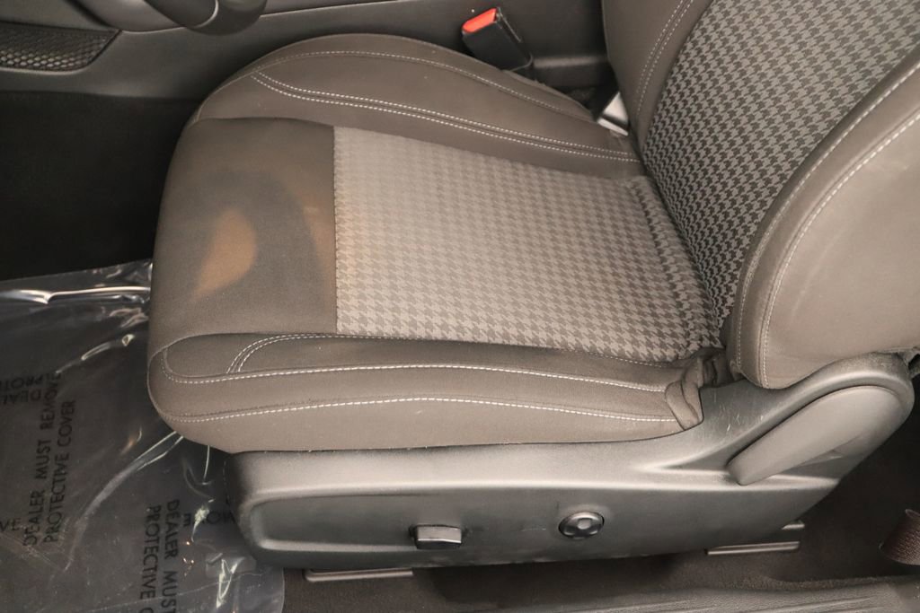 Used 2020 Dodge Challenger SXT image 21