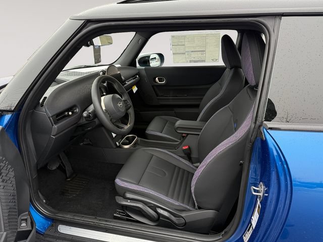 New 2026 MINI Cooper 2-Door Hardtop FWD image 9