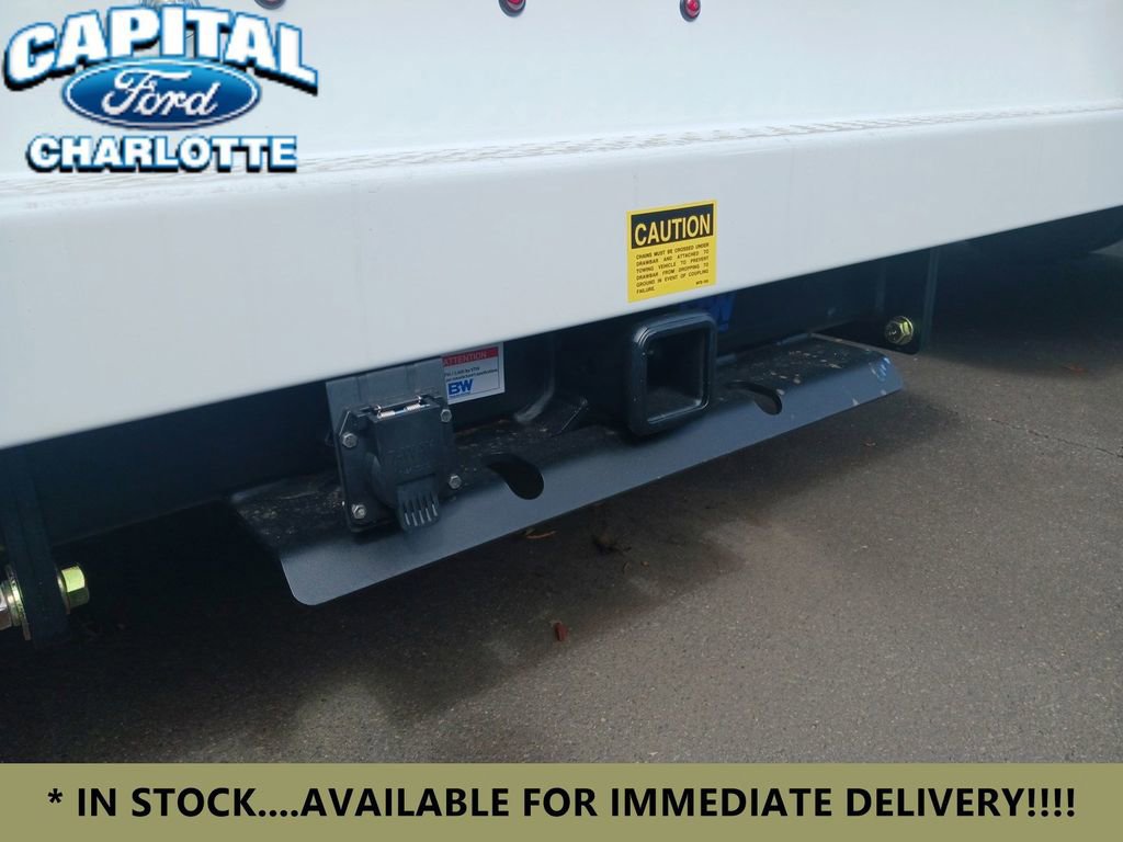 New 2024 Ford F450 XL w/ XL Chrome Package image 6
