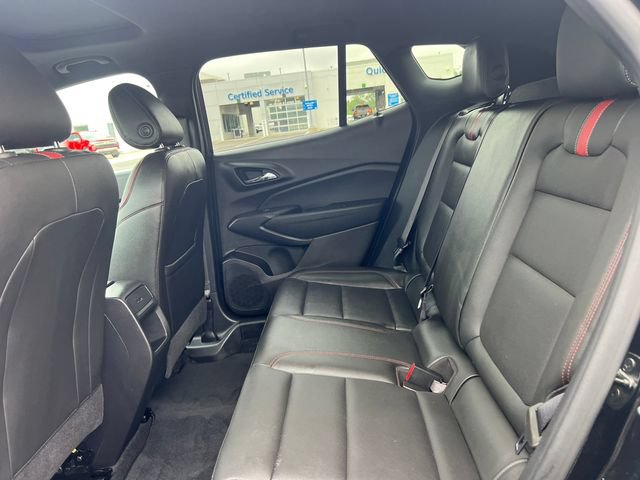 Used 2024 Chevrolet Trax RS w/ Sunroof Package FWD image 5