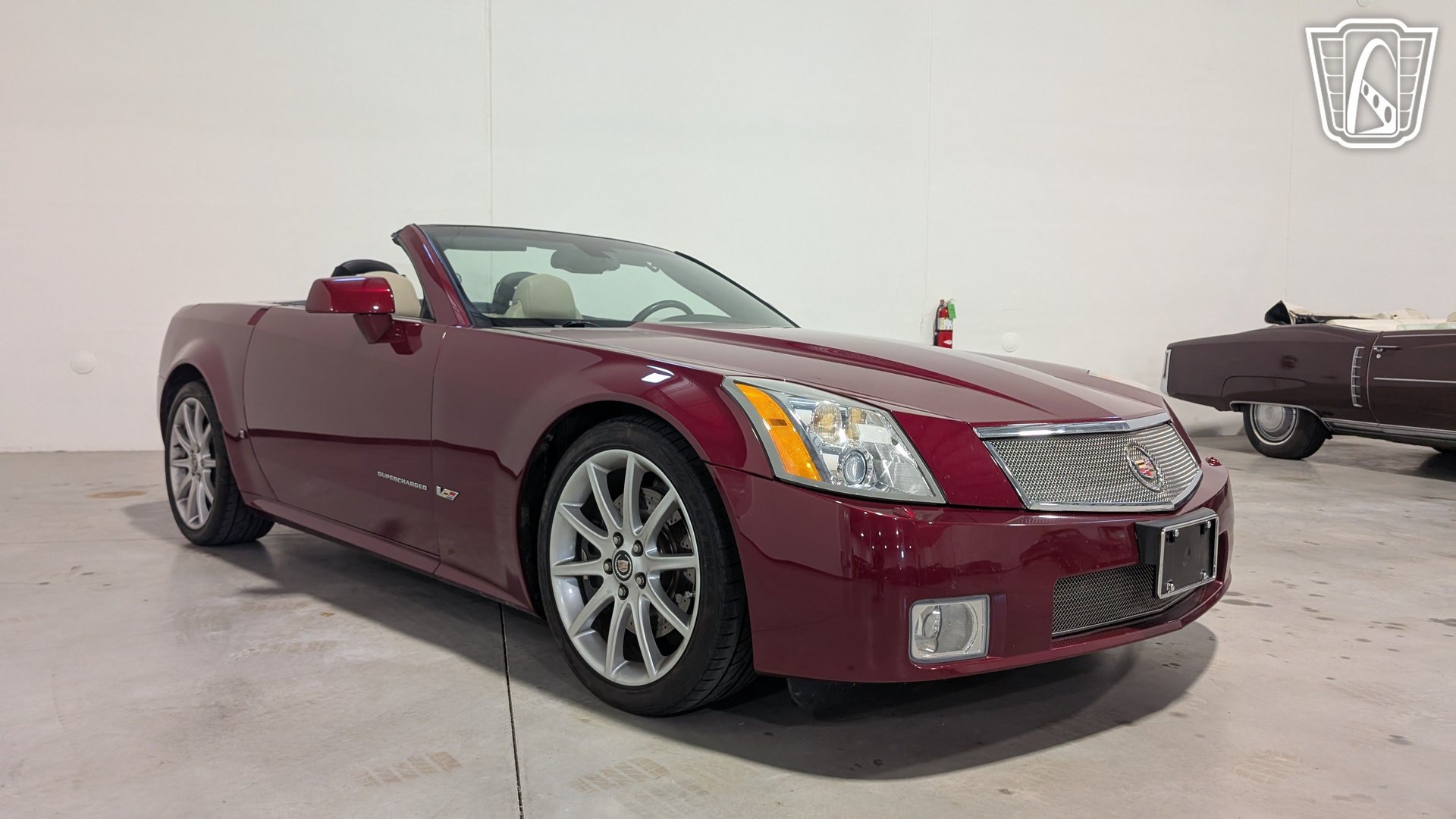 Used 2006 Cadillac XLR V RWD image 21