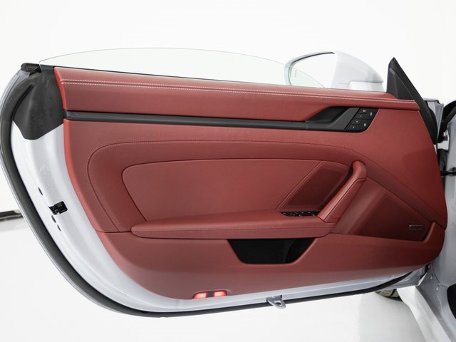 Certified 2023 Porsche 911 Carrera GTS image 17