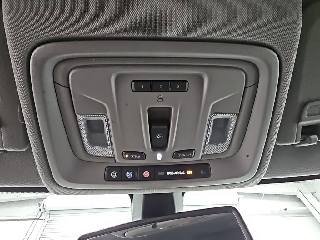 Used 2019 GMC Sierra 1500 SLT w/ SLT Premium Package image 25