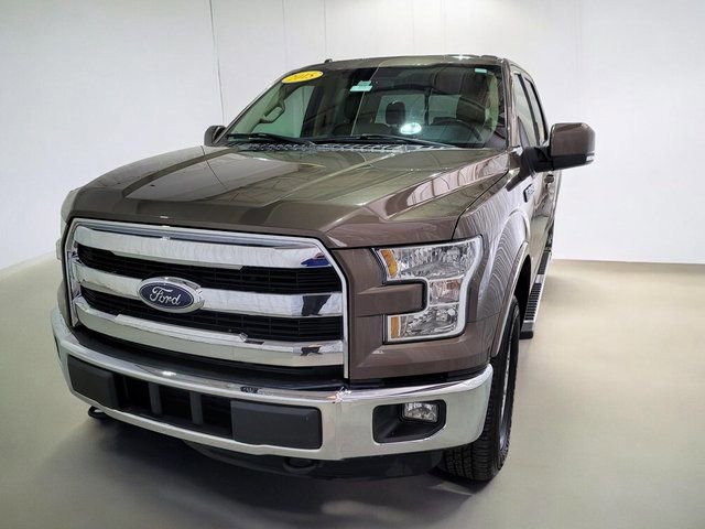 Used 2015 Ford F150 Lariat w/ Max Trailer Tow Package image 14