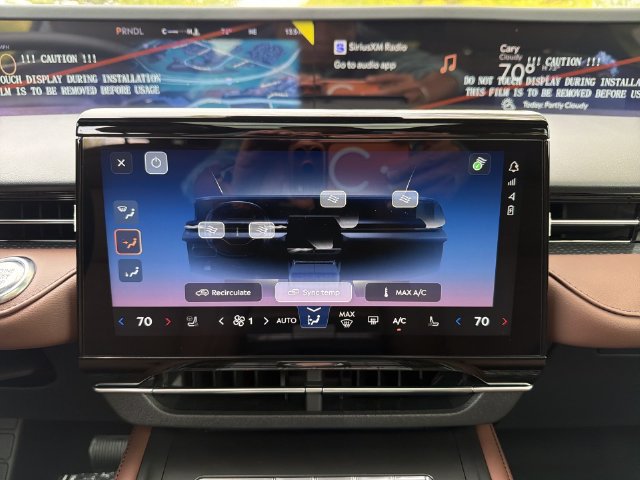 New 2026 Lincoln Nautilus Reserve AWD/4WD image 19