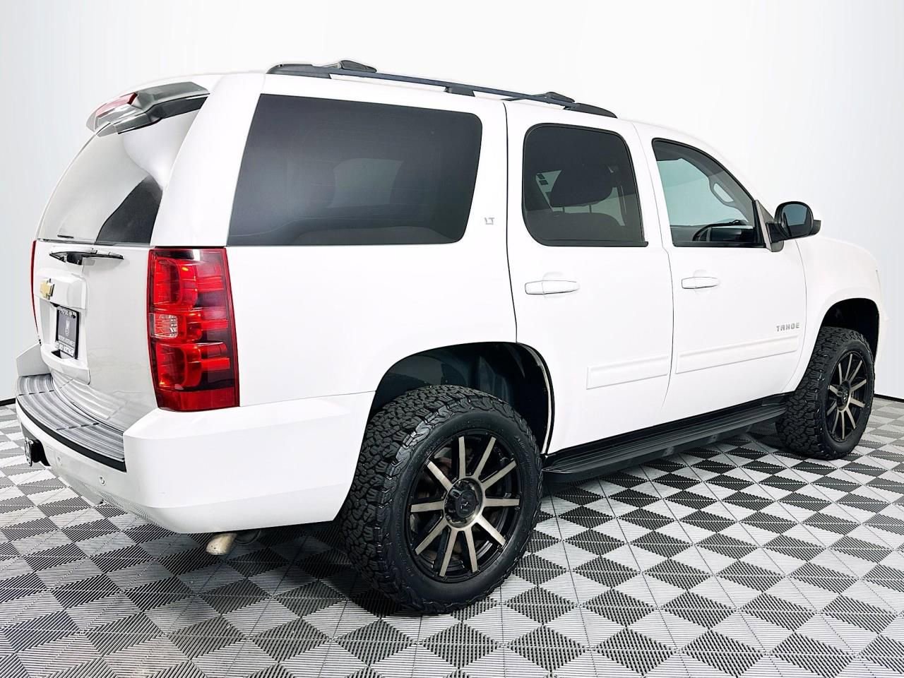 Used 2014 Chevrolet Tahoe LT AWD/4WD image 25
