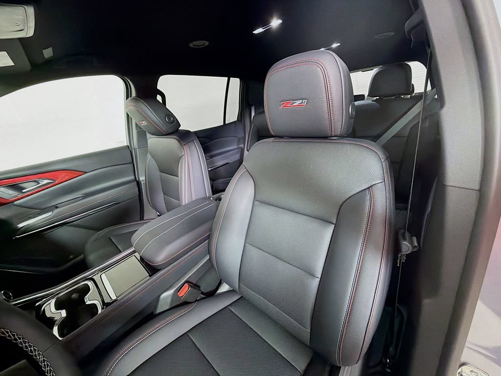 New 2026 Chevrolet Traverse Z71 w/ Enhanced Driving Package AWD/4WD image 11