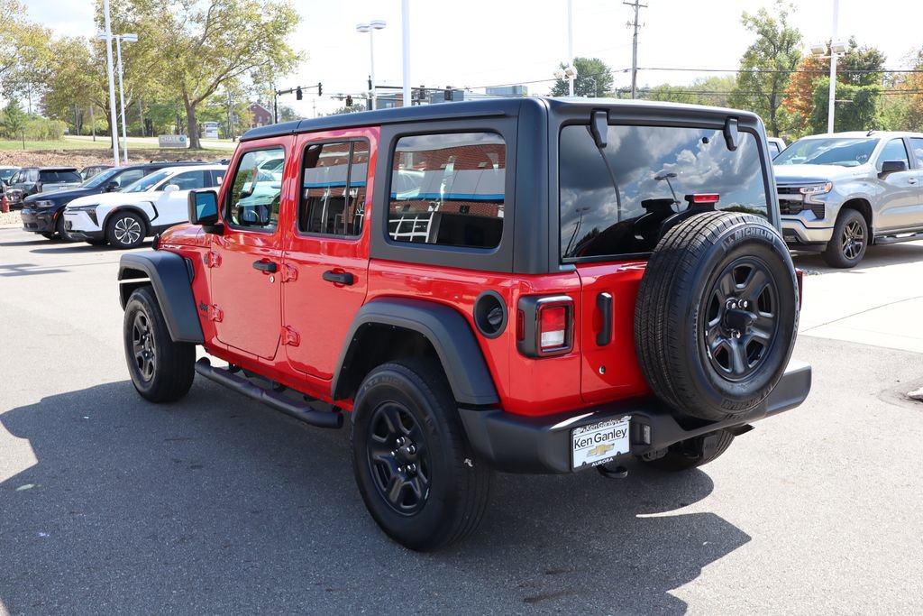 Used 2022 Jeep Wrangler Unlimited Sport image 32