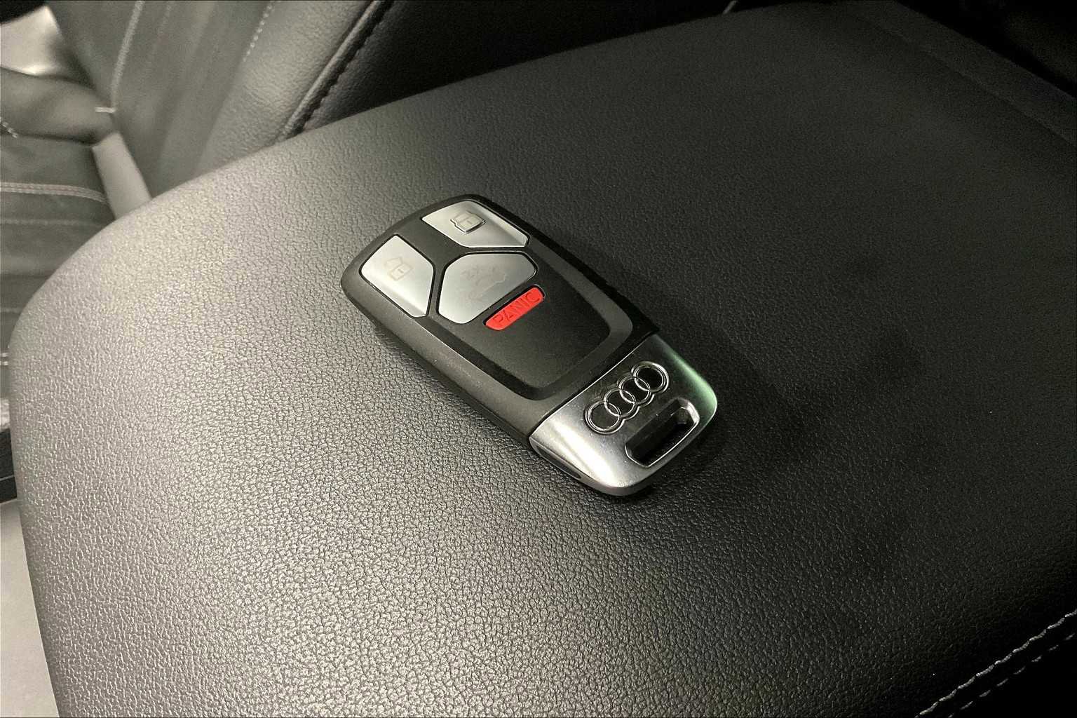 Used 2023 Audi Q5 2.0T Premium image 12