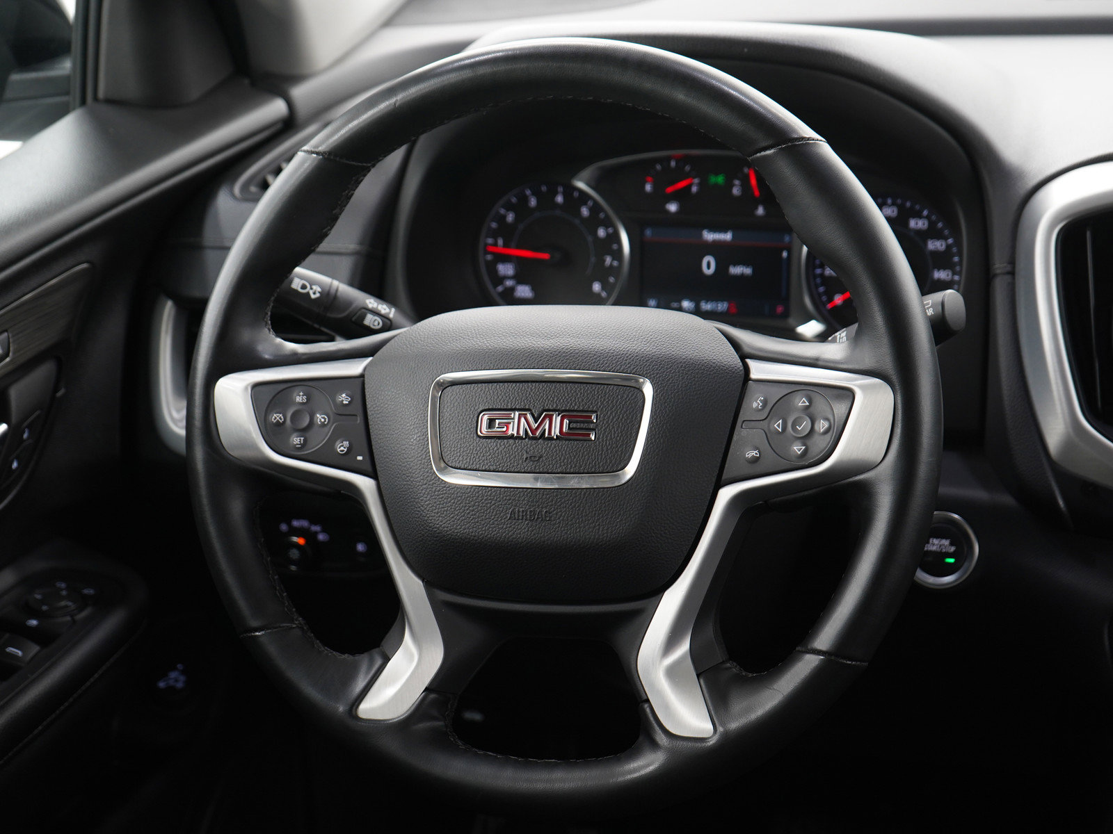Used 2024 GMC Terrain SLT w/ Elevation Edition image 16