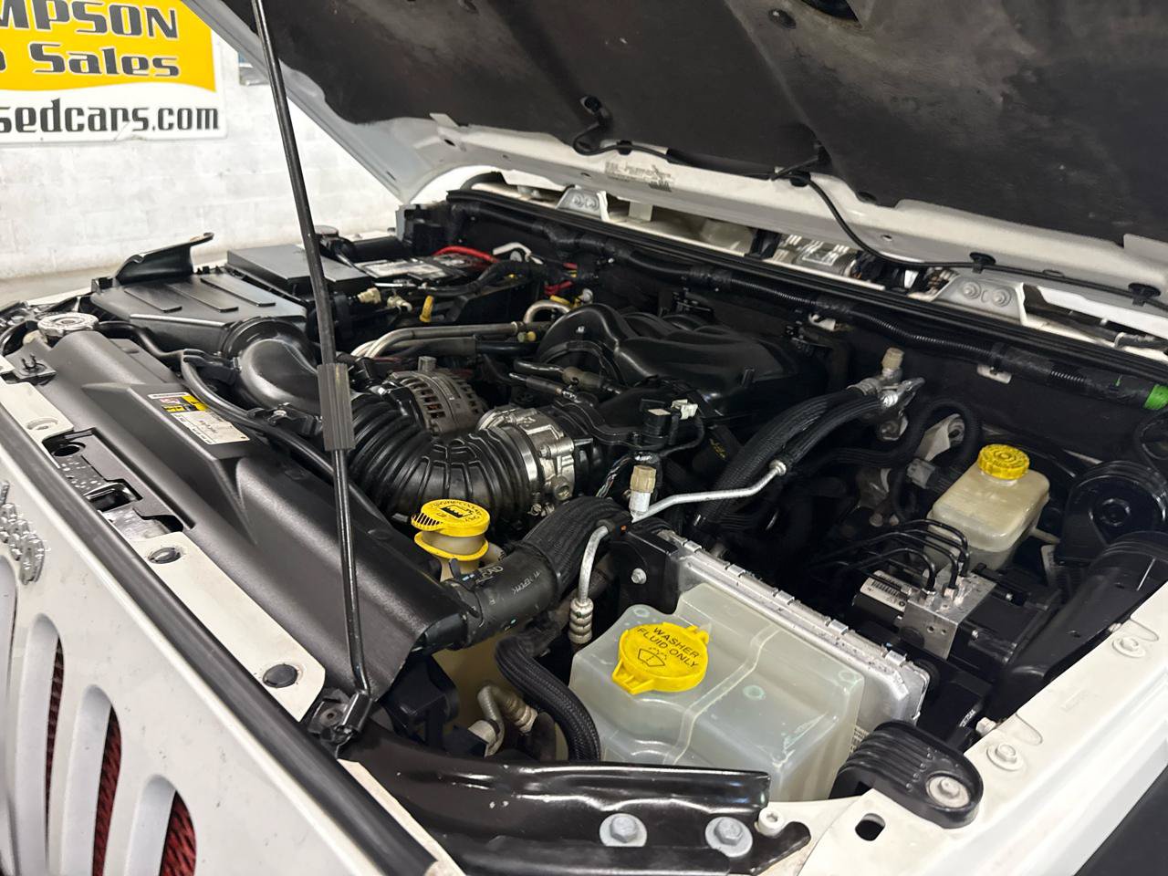 Used 2016 Jeep Wrangler Unlimited Rubicon AWD/4WD image 62