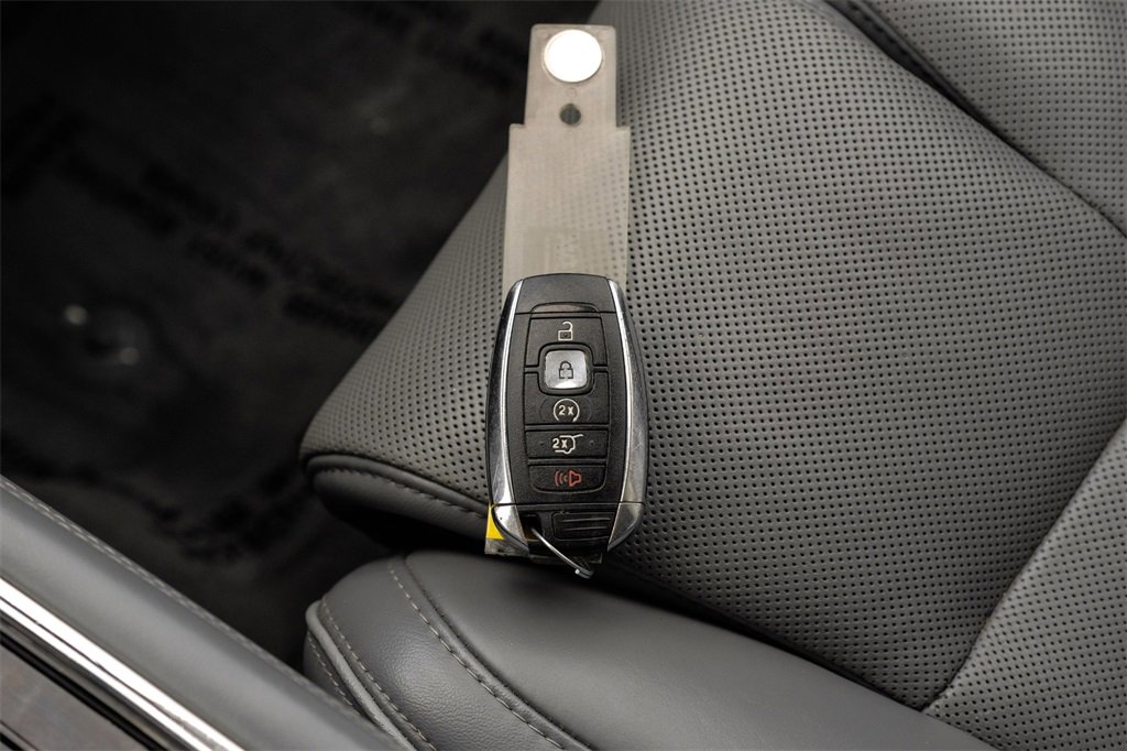 Used 2019 Lincoln Navigator Reserve image 67