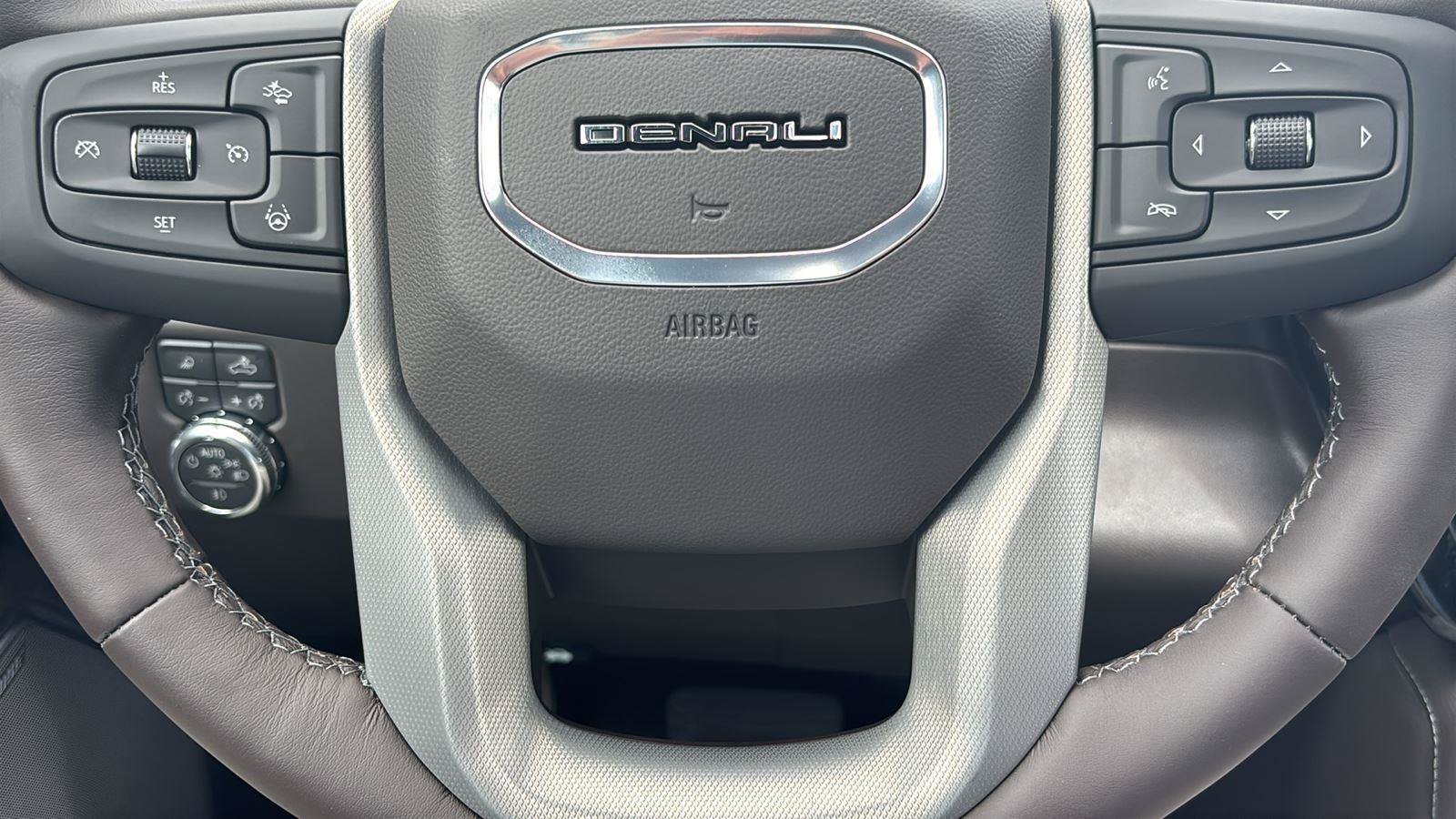 New 2026 GMC Sierra 1500 Denali AWD/4WD image 28