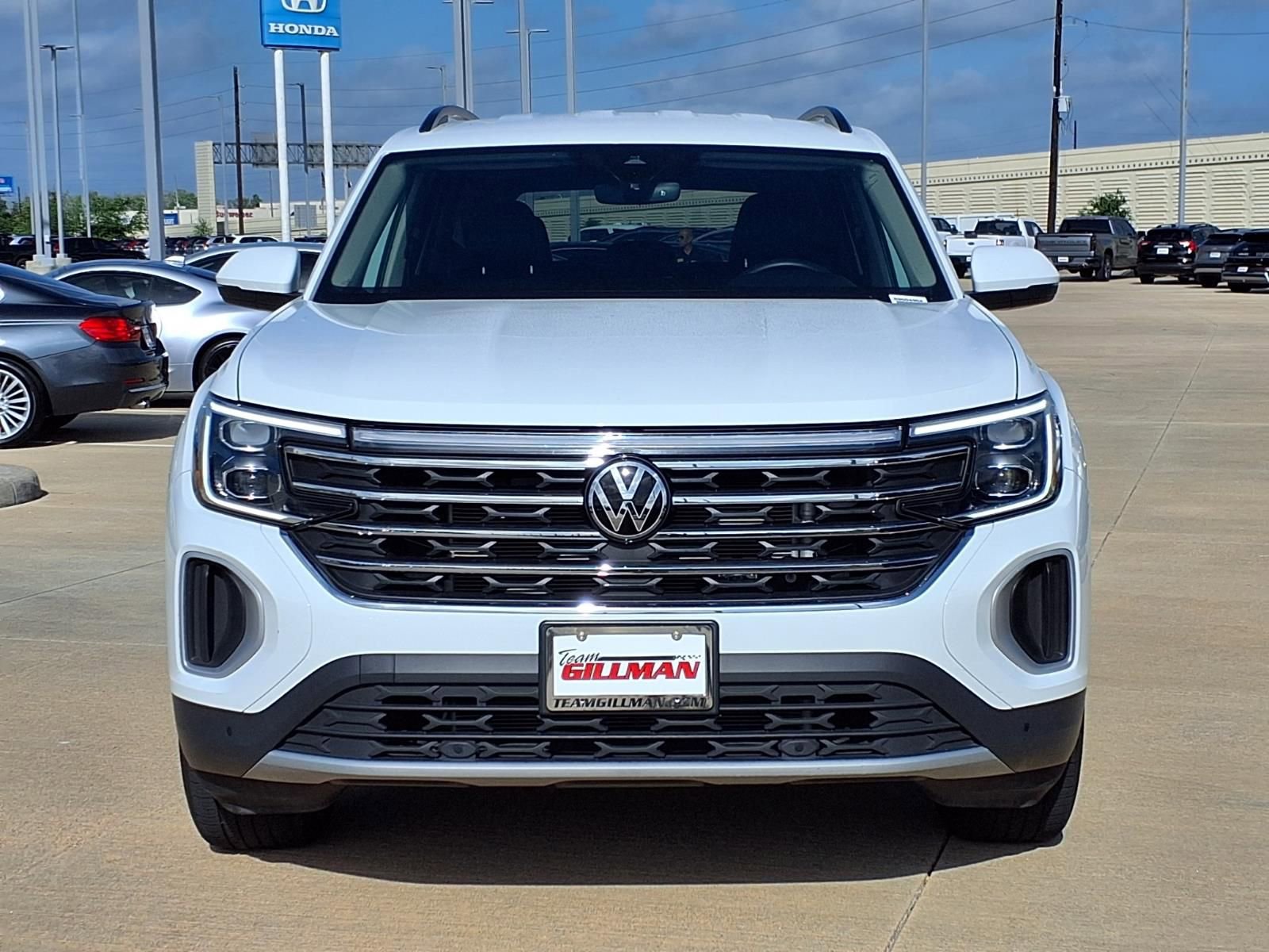 Used 2025 Volkswagen Atlas SE FWD image 5