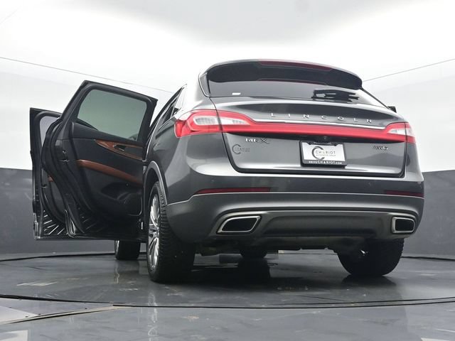 Used 2018 Lincoln MKX Reserve w/ Lincoln MKX Climate Package AWD/4WD image 56