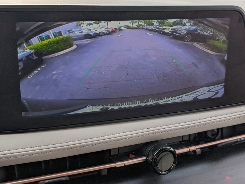 Used 2025 Nissan Ariya FWD image 17