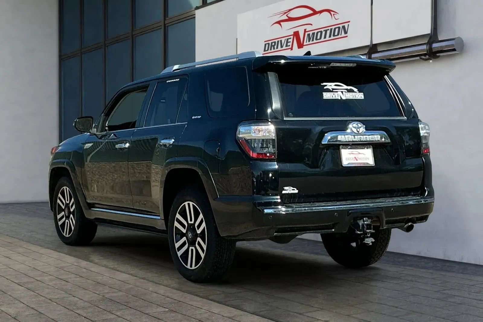 Used 2021 Toyota 4Runner Limited image 6