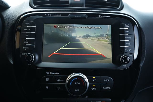 Used 2014 Kia Soul ! w/ Sun & Sound Package FWD image 36