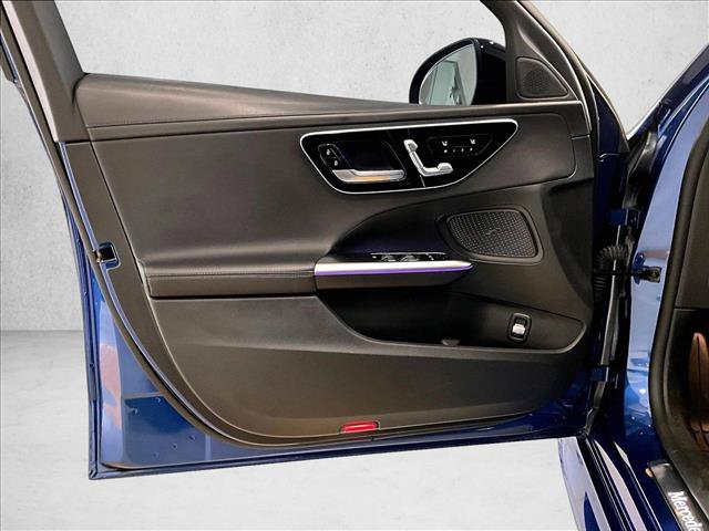 Used 2022 Mercedes-Benz C 300 Sedan image 18