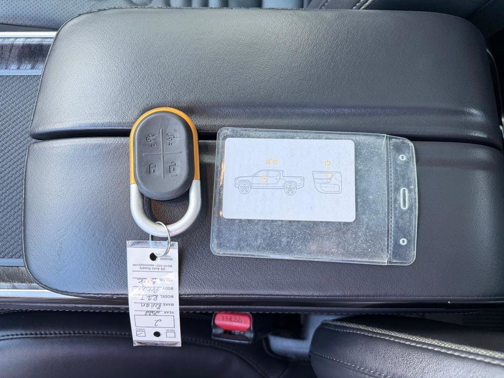 Used 2022 Rivian R1T Adventure image 43