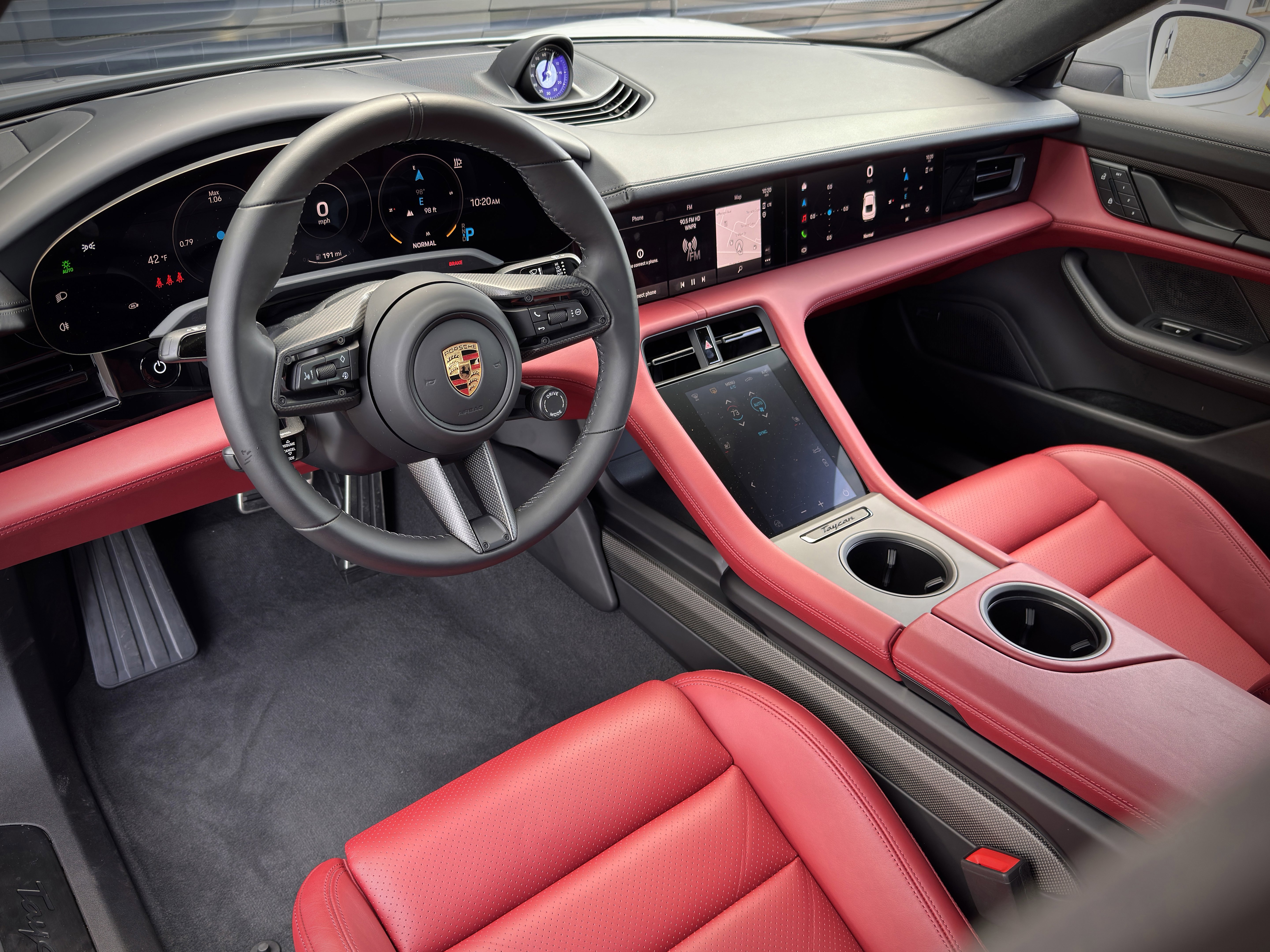 Certified 2024 Porsche Taycan GTS AWD/4WD image 4