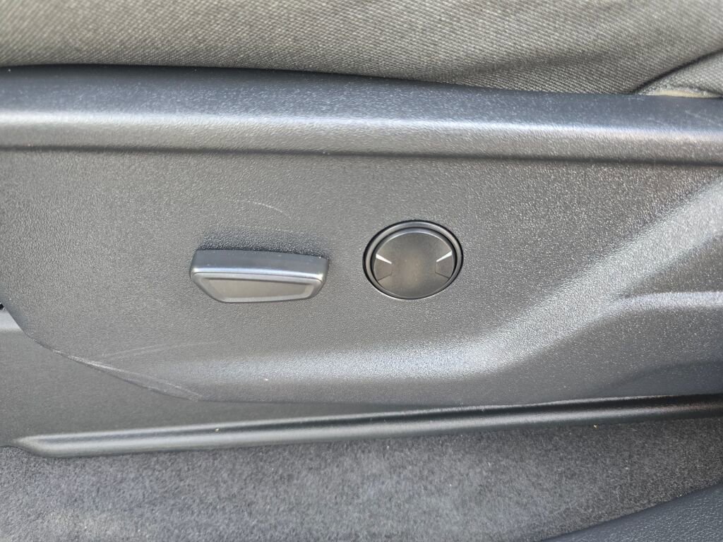 Used 2023 Ford F150 XLT image 20