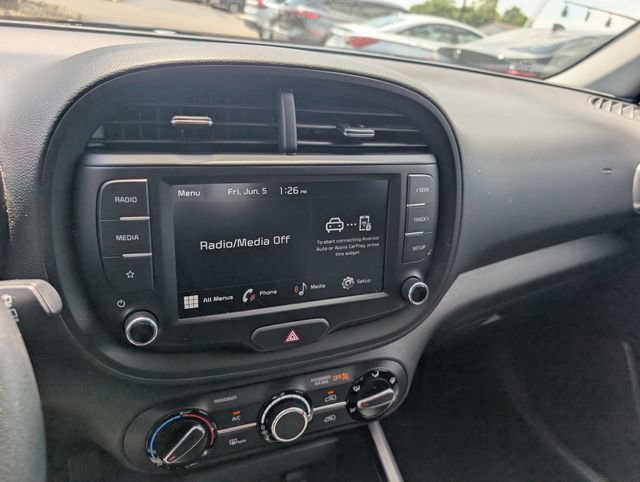 Used 2023 Kia Soul LX w/ LX Technology Package FWD image 19
