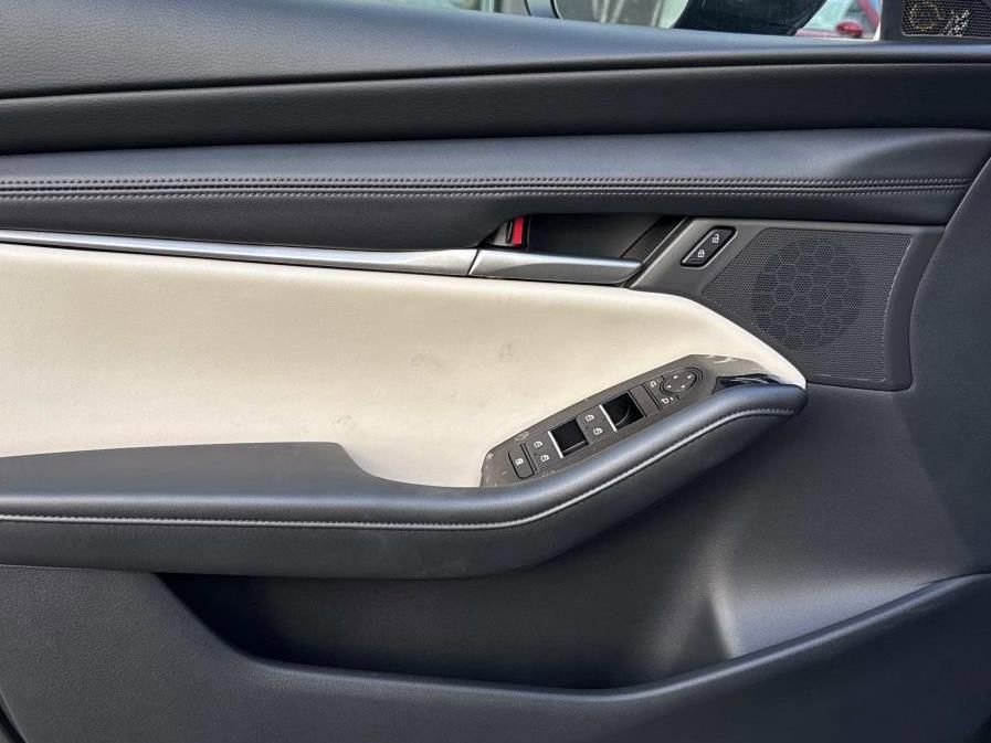 New 2026 MAZDA MAZDA3 2.5 S Sedan w/ Preferred Pkg image 23