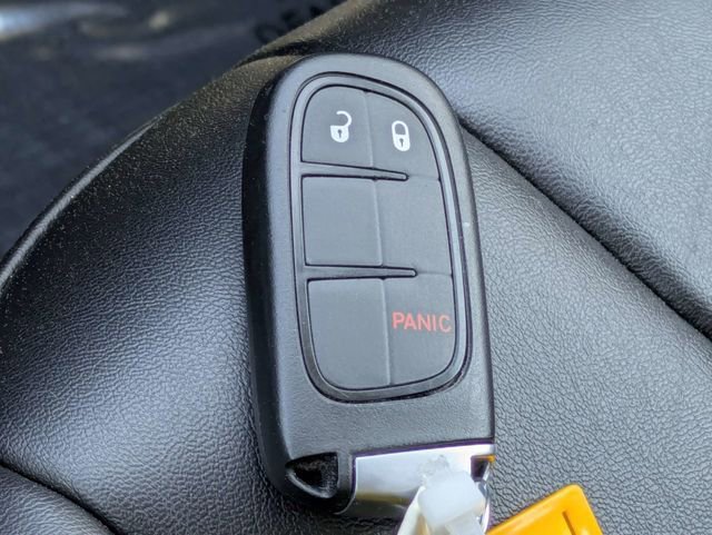 Used 2019 Jeep Cherokee Latitude Plus image 28