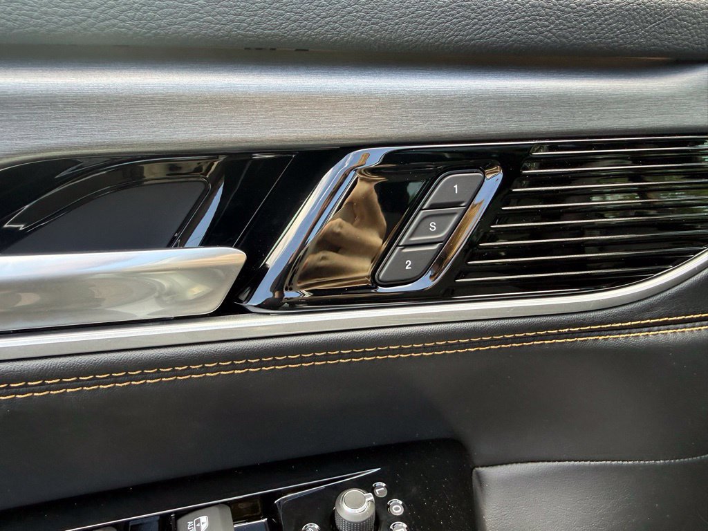 New 2026 Jeep Grand Wagoneer 4WD image 16