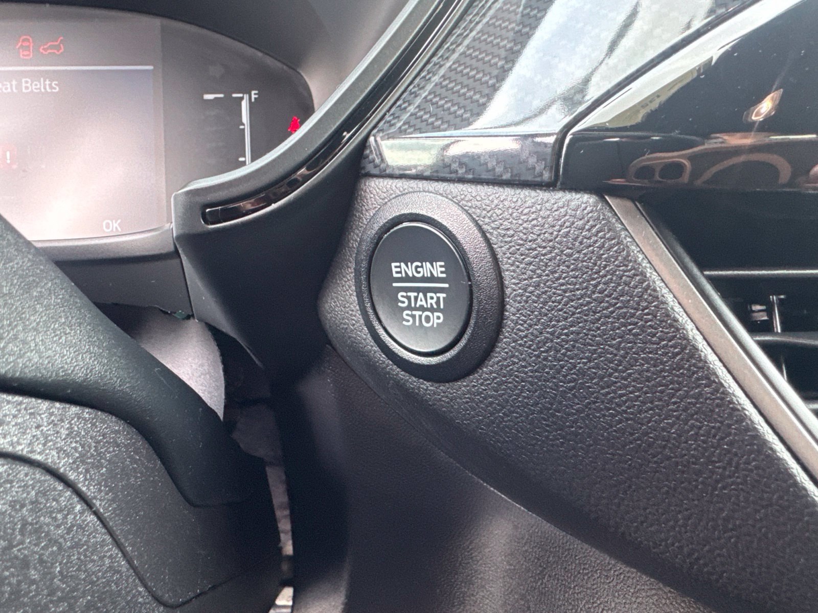 Used 2025 Ford Escape ST-Line FWD image 27