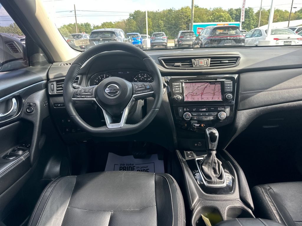 Used 2020 Nissan Rogue SL w/ Premium Package AWD/4WD image 18