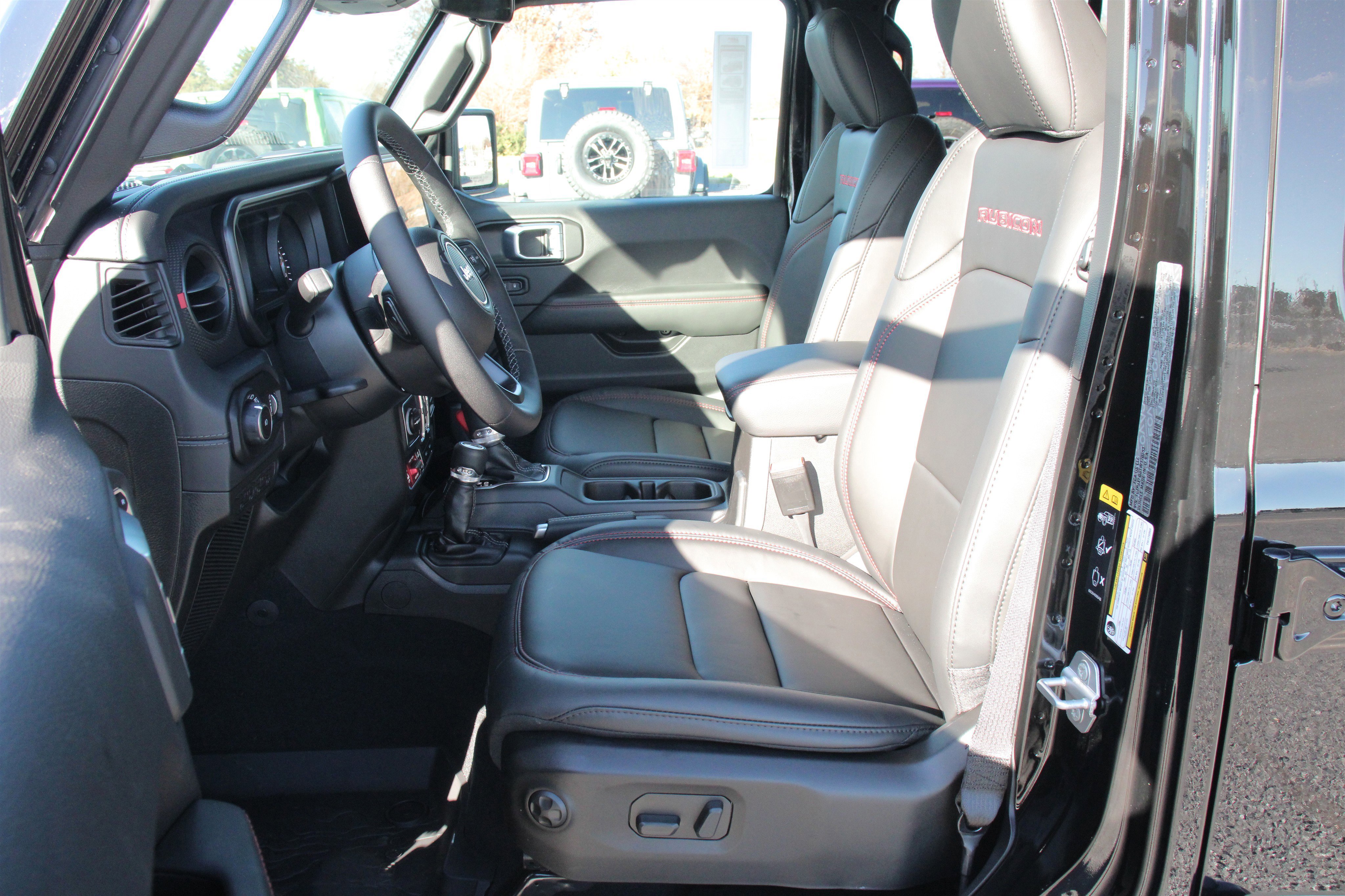 Used 2026 Jeep Wrangler Unlimited Rubicon image 3