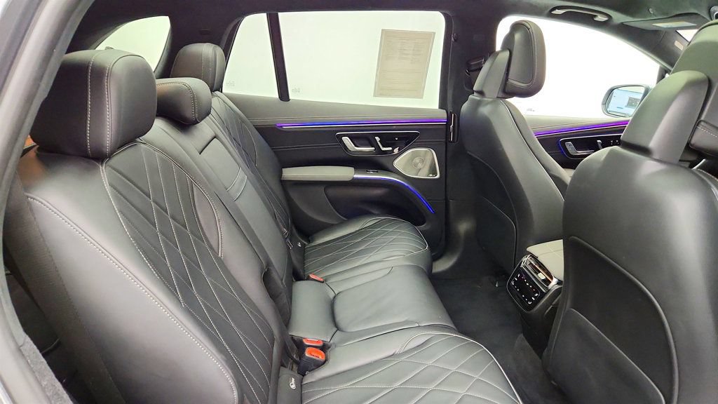 Used 2023 Mercedes-Benz EQS 580 4MATIC SUV image 22