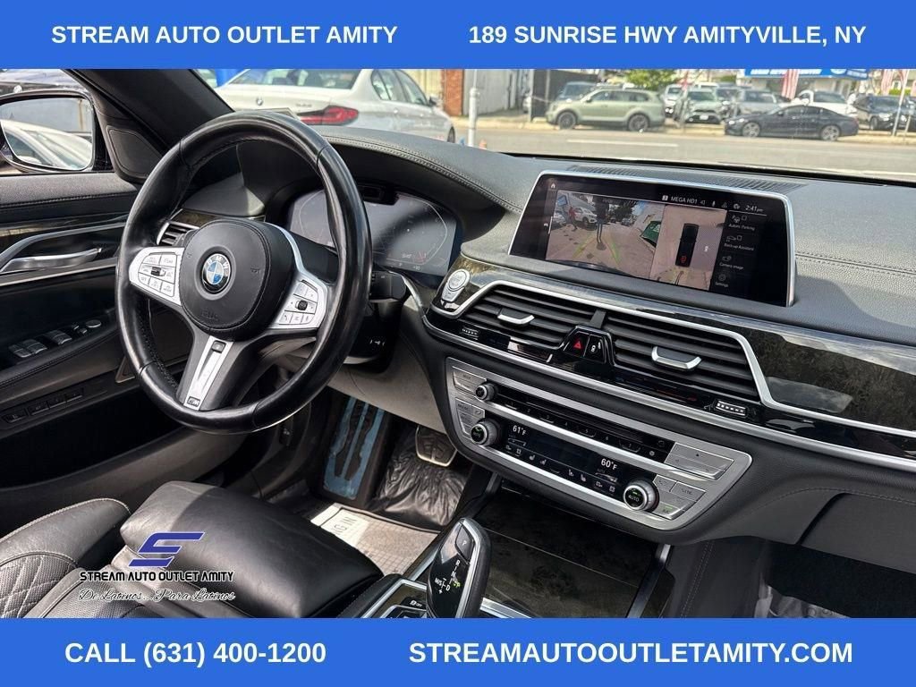 Used 2020 BMW 750i xDrive w/ M Sport Package image 14