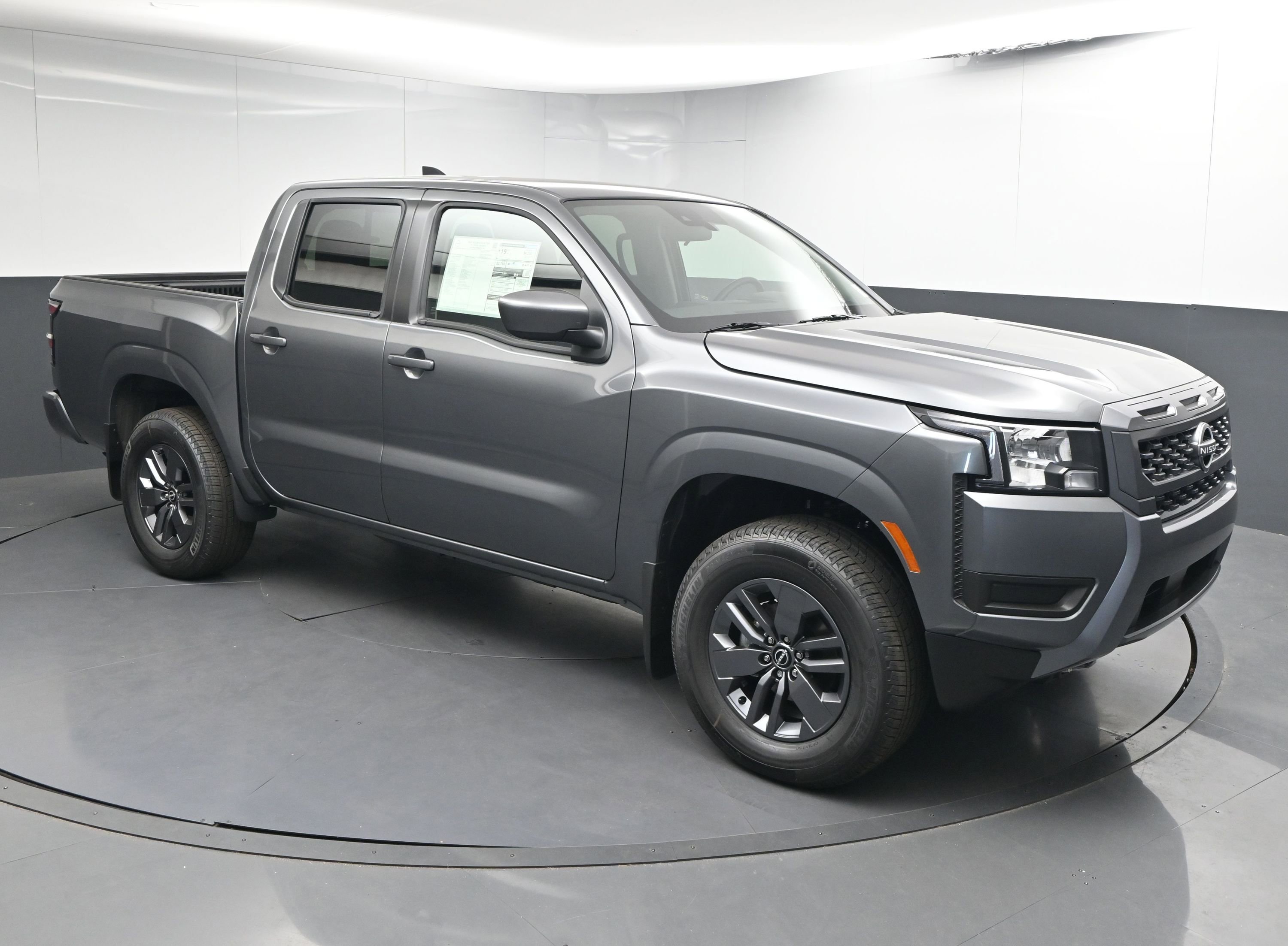 New 2025 Nissan Frontier SV