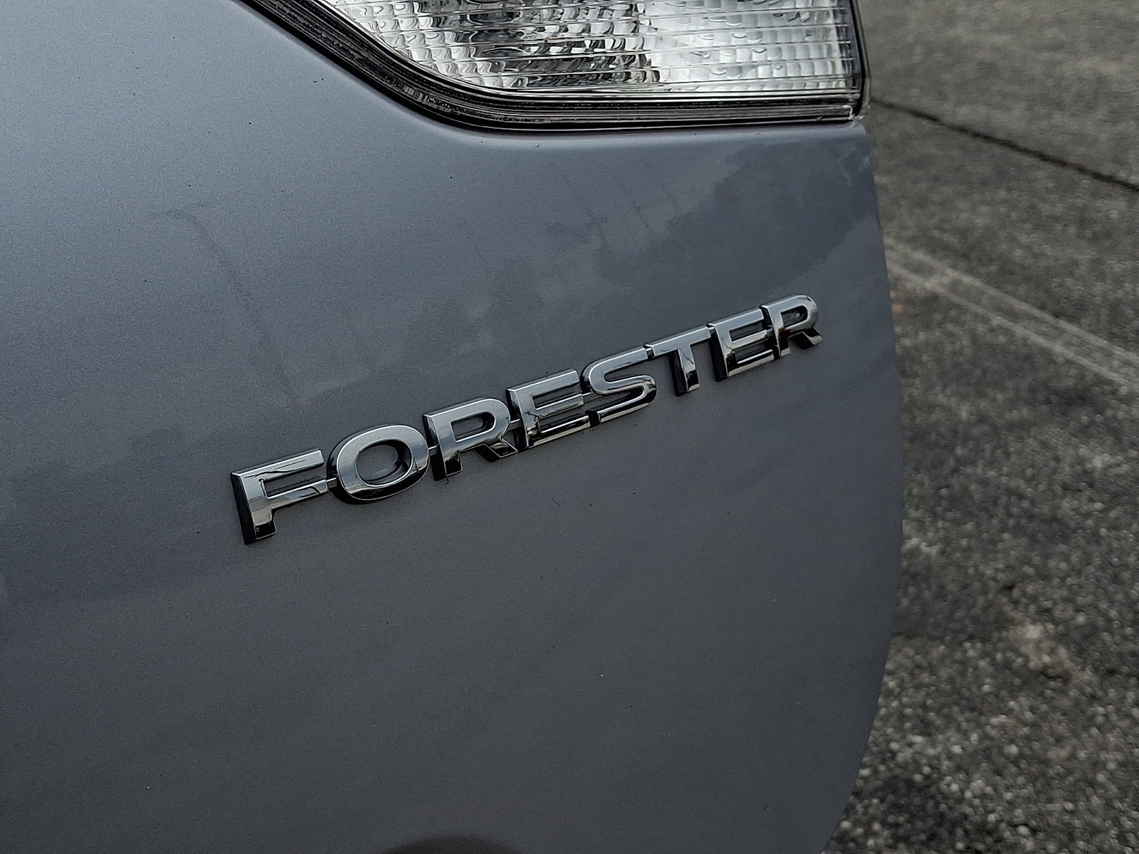 Used 2023 Subaru Forester Limited image 37