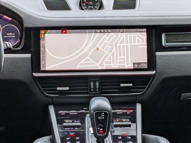 Used 2021 Porsche Cayenne Turbo image 10
