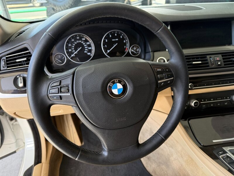 Used 2014 BMW 528i Sedan RWD image 18